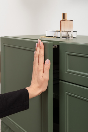 Гостиная Марион композиция 1 дымчатый зеленый K521, олива шагрень AG 1050 ПВХ, белый PE шагрень (собирается на любую сторону)